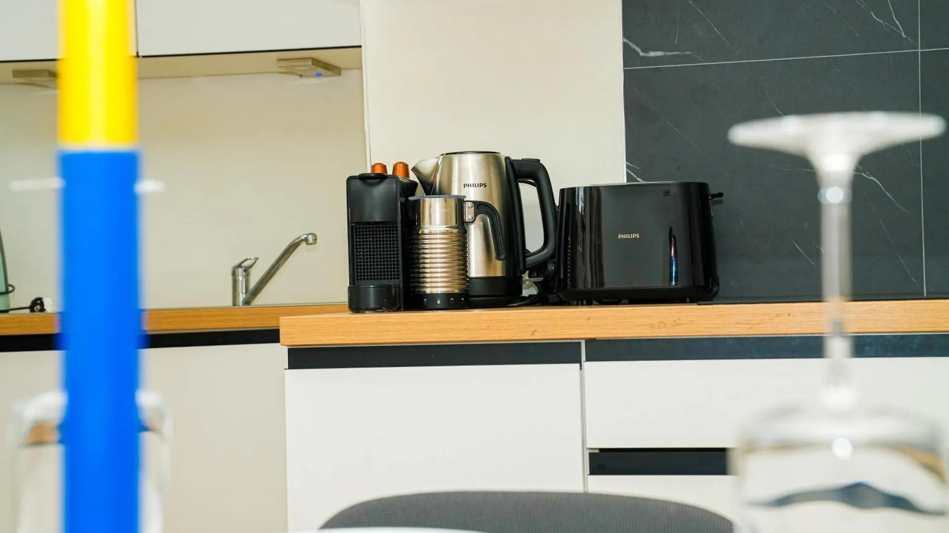 Lovely 1Br & 1Lr Apt For 4P, Only 15 Min Walk To City Center Ghent 0*,