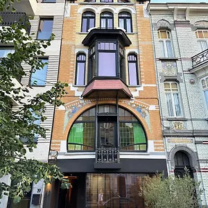 Casa Clementina - 3 Bedroom In A Art-nouveau House Ghent
