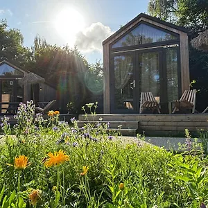 4* منتجع Urban Gardens