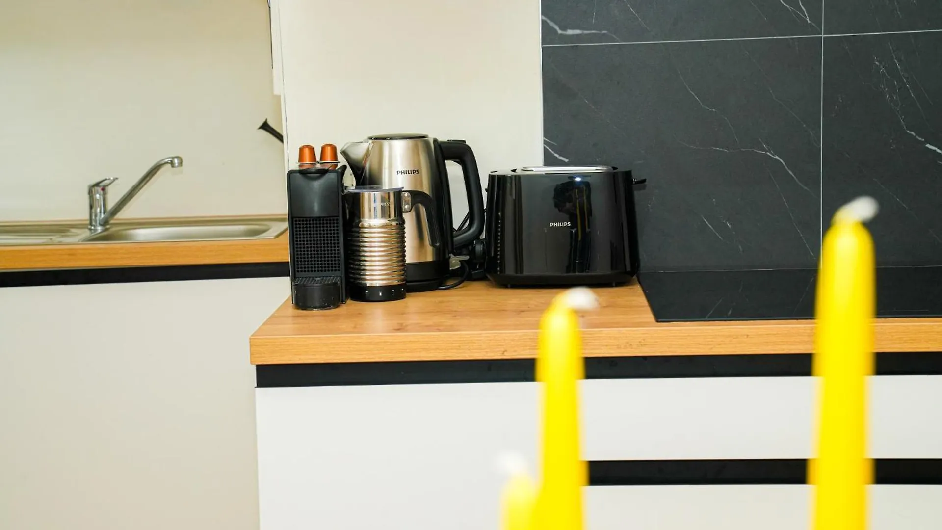 شقة Lovely 1Br & 1Lr Apt For 4P, Only 15 Min Walk To City Center خنت